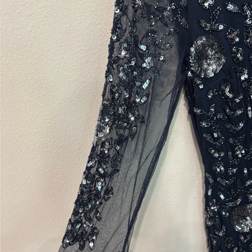 Pisarro Nights | Elegant Navy Blue Sequin Evening Gown | Size 14 - Picture 10 of 11